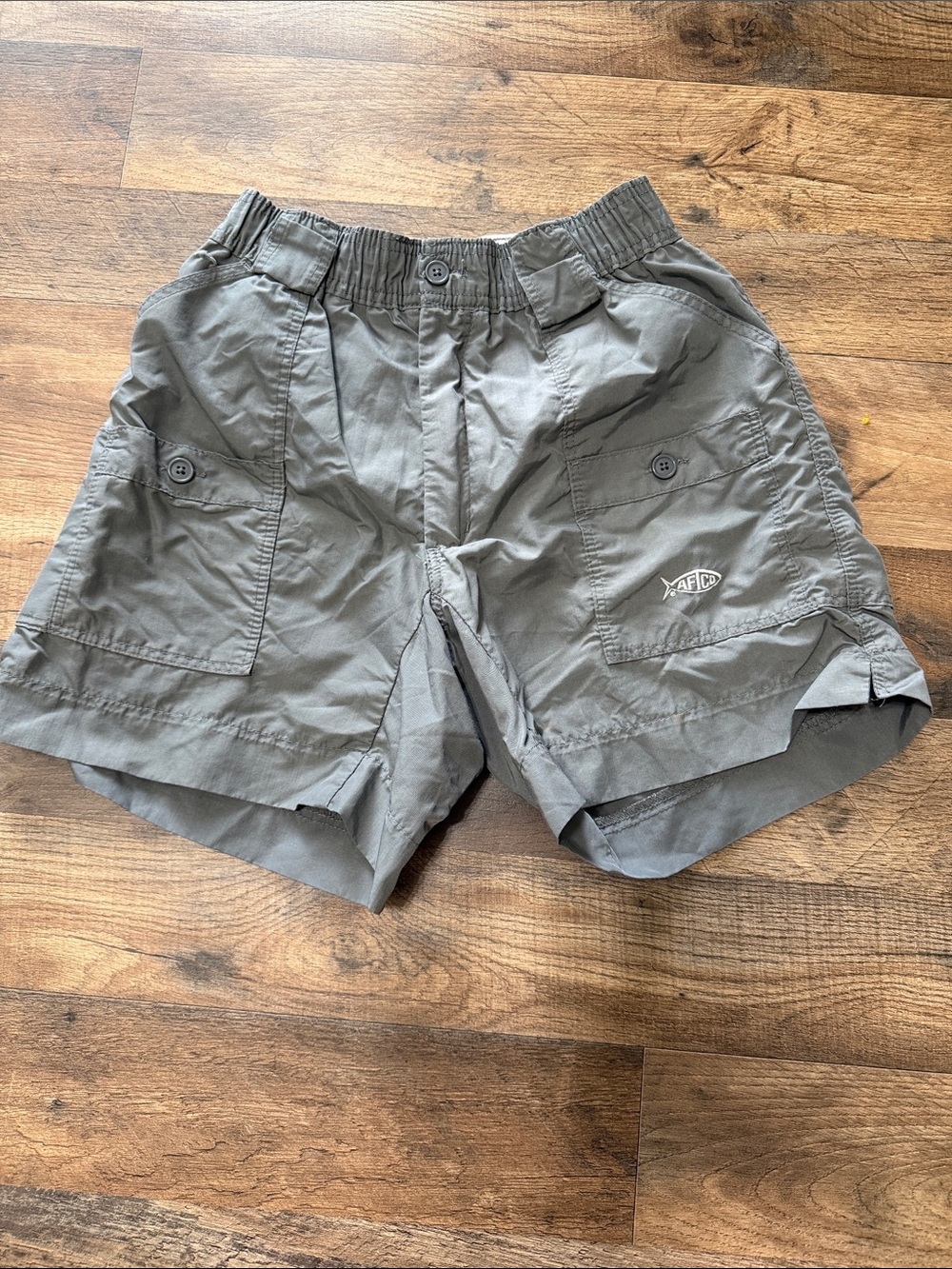 AFTCO shorts size 28